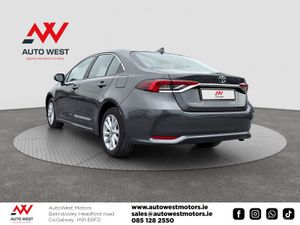 2025 Toyota Corolla Luna Self Charging Hybrid - Image 4