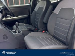 Dacia Sandero Stepway TCe 90 STEPWAY Expression - Image 3