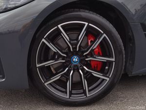 BMW I4 EDRIVE40 M SPORT **96.3% BATTERY HEALTH** - Image 2