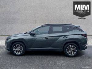 Hyundai Tucson 2WD Executive w.2 Tone Roof - Image 4