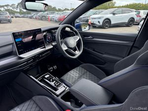 Volkswagen Golf RL 2.0TDI 150HP DSG - Image 3