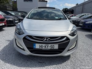 2014 (141) Hyundai i30 Premium - Image 2
