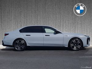 BMW 7-Series M760e xDrive - Image 3