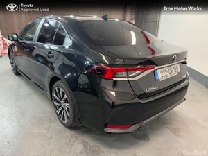 Toyota Corolla HYBRID LUNA SPORT 4DR - Image 3