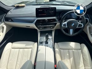 BMW 5-Series 520d M Sport (MHT) - Image 4