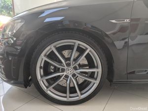 Volkswagen Golf R 2.0tdi 300hp 5dr Auto - Image 2