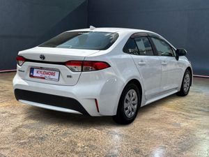 Toyota Corolla 1.8 HYBRID AUTOMATIC - CRUISE CONTR - Image 3