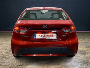 Toyota Corolla 1.8 HYBRID AUTOMATIC - CRUISE CONTR - Image 4