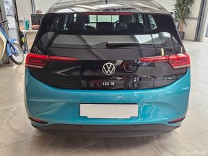 22 VOLKSWAGEN I.D3 LIFE 58 kWh - Image 4