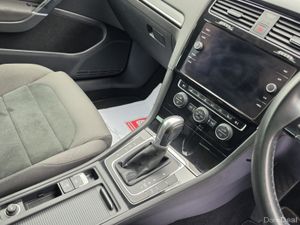Volkswagen Golf 2019 digital dash automatic - Image 4