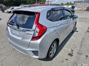 2015 Honda Fit 1.5L Hybrid Low Miles Fresh NCT - Image 4