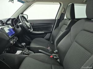 Suzuki Swift 1.2 CVT Automatic XG Limited - Image 4