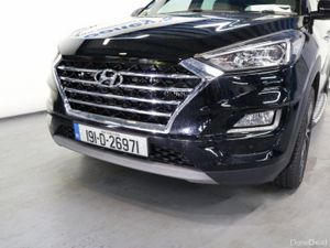 Hyundai Tucson PREMIUM 1.6L DIESEL SUV - Image 2