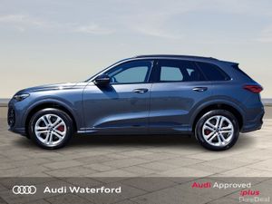 Audi Q5 40 Tdi quattro S Line from €695 per month - Image 4
