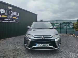 2017 Mitsubishi Outlander 2.0L Petrol Hybrid - Image 4