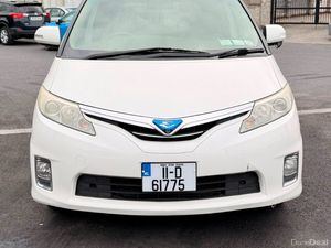Toyota Estima 2011 - Image 2