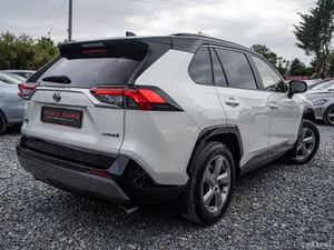 Toyota RAV4 2022 - Image 3