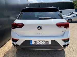 VOLKSWAGEN T-ROC 2.0 TDI STYLE AUTOMATIC - Image 4