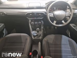 Dacia Sandero Stepway TCe 90 STEPWAY Essential - Image 3