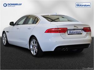 Jaguar XE Xe Diesel Saloon Portfolio - Image 2