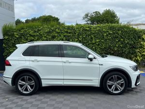 Volkswagen Tiguan R-LINE 4MOTION 2.0 TDI AUTO // D - Image 2