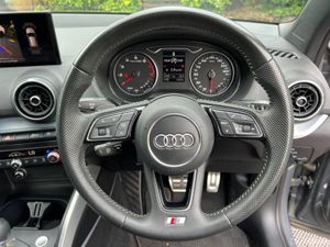 Audi Q2 S-LINE 1.0 TFSI AUTO // APPLE CARPLAY/ANDR - Image 4
