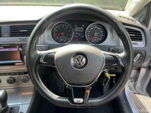 Volkswagen Golf R-LINE PACK 1.2 TSI AUTO // NEW DI - Image 4