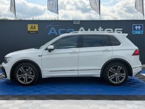 Volkswagen Tiguan R-LINE - 2.0L DIESEL - MANUAL - - Image 4