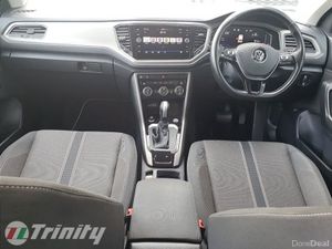 Volkswagen T-Roc ** STUNNING CAR ** AUTO ** TRINIT - Image 2