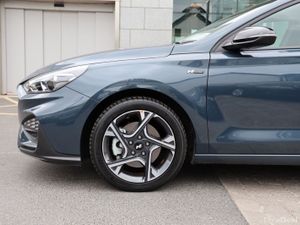 Hyundai i30 Petrol Deluxe NLine - Image 4