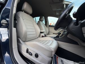 Volkswagen Golf LEATHER CREAM LEATHER (152) 1.4 TA - Image 4
