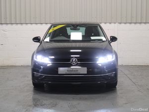 2017 Volkswagen Golf - Image 2