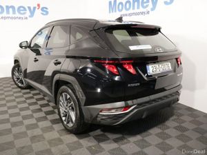 Hyundai Tucson EXECUTIVE 1.6L DIESEL SUV - Image 4