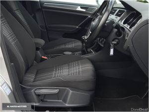 Volkswagen Golf LOUNGE**SUNROOF** 1.6 TDI 110BHP - Image 4