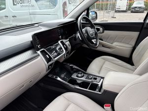Kia Sorento 2.2 K3 4X2 Diesel - Image 3