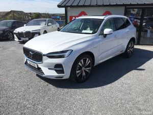 2022 VOLVO XC60 2.0 PETROL HYBRID AWD - Image 3