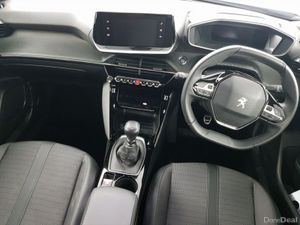 Peugeot 2008 1.2 Puretech 100bhp Allure - Image 4