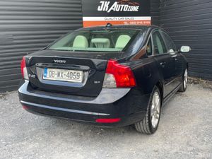 Volvo S40 1.8 SE FLEXIFUEL - Image 4