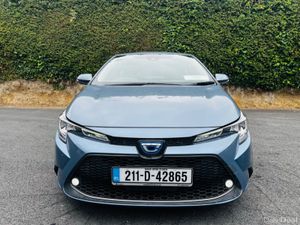 Toyota Corolla 1.8 | HYBRID |AUTOMATIC - Image 4