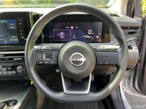 Nissan Note 1.2 HYBRID AUTO // VERY LOW MILEAGE // - Image 4
