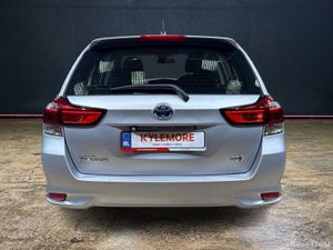 Toyota Corolla FIELDER ESTATE 1.5 HYBRID AUTOMATIC - Image 4