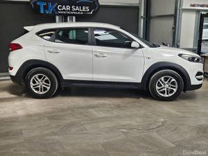 17 HYUNDAI TUCSON 1.7 DIESEL COMFORT EDITION - Image 2