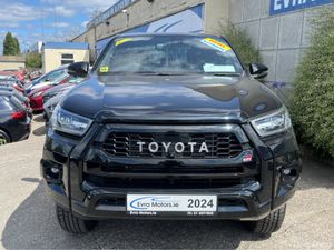 Toyota Hilux GR SPORT AUTOMATIC 2.4 DIESEL //HIGH - Image 2