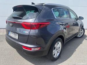 2018 KIA SPORTAGE 1.7D PLATINUM A\T LOW KM - Image 4