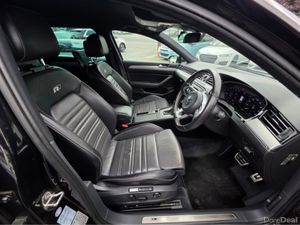 Volkswagen Passat ESTATE R-LINE  2.0 R-LINE EDITIO - Image 2