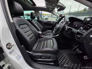 Volkswagen Golf SUNROOF FULL LEATHER 1.4 TSI HIGHL - Image 2