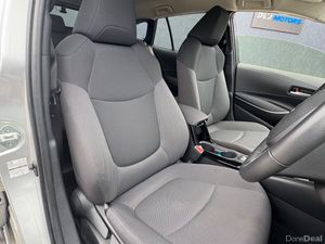 Toyota Corolla Touring 1.8 Self Charging Hybrid - Image 4