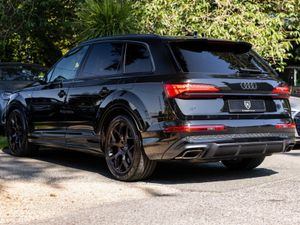 Audi Q7 TFSIe S Line Black Edition - Image 2
