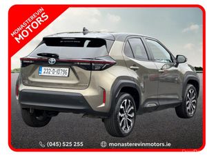 Toyota Yaris CROSS LUNA SPORT 4DR AUTO - Image 2