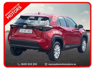 Toyota Yaris Cross CR LUNA 4DR AUTO - Image 2